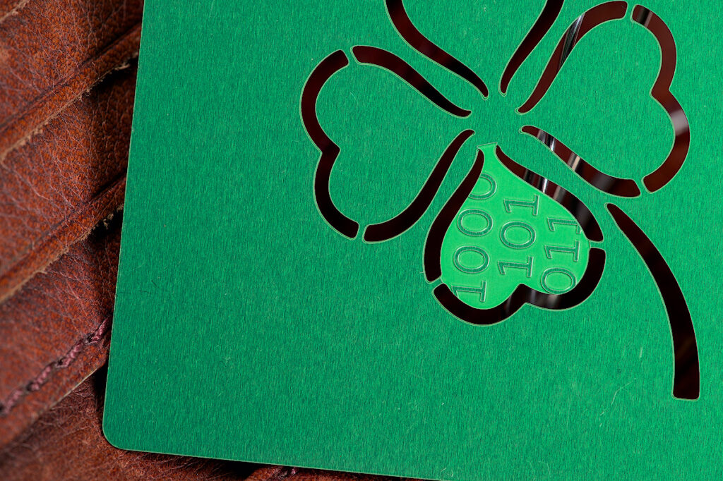Carte de fidélité en métal vert Carte de fidélité en métal vert